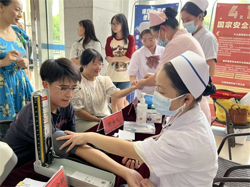 2測血壓、血糖.jpg